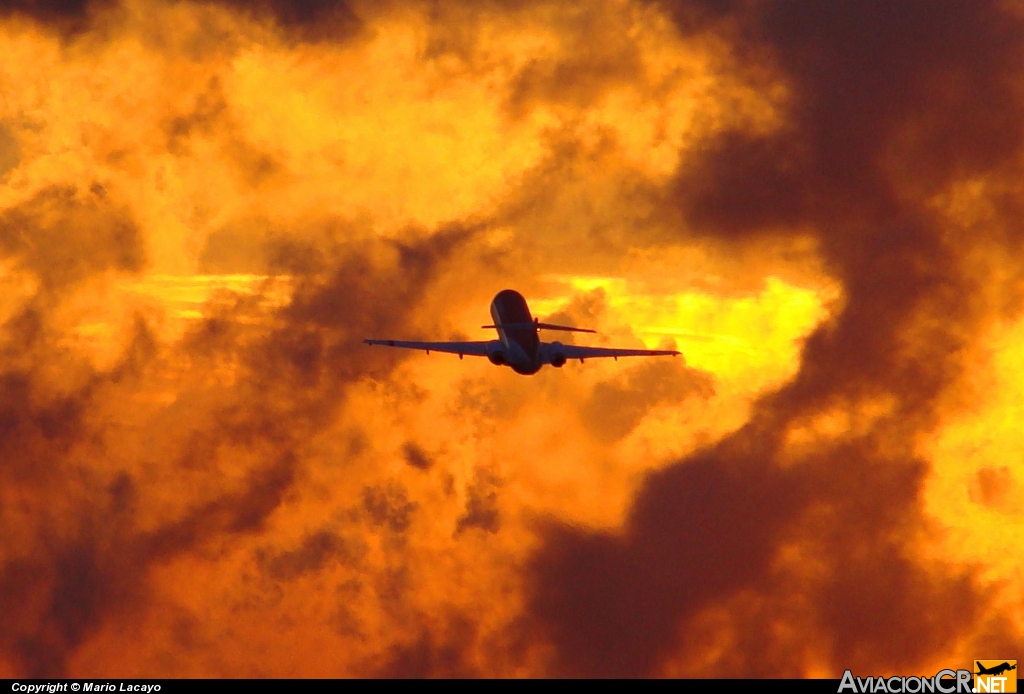 HK-4486 - Fokker 100 - Avianca Colombia