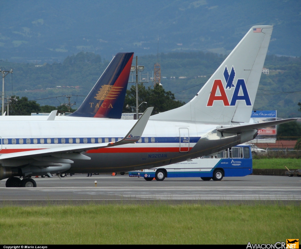 N920AN - Boeing 737-823 - American Airlines