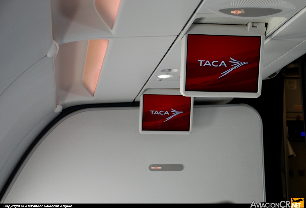 N498TA - Airbus A320-233 - TACA