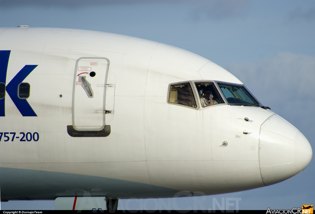 G-JMCG - Boeing 757-2G5 - Thomas Cook