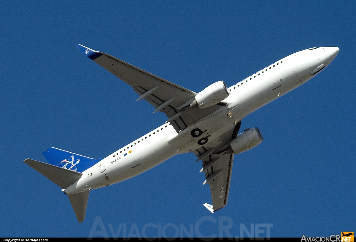 EI-ECL - Boeing 737-86N - Futura International Airways