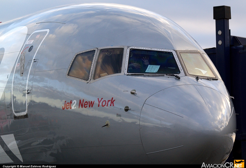 G-LSAJ - Boeing 757-236 - Jet2.com
