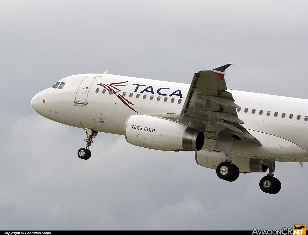 N680TA - Airbus A320-233 - TACA