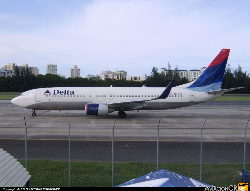 N3753 - Boeing 737-832 - Delta Airlines