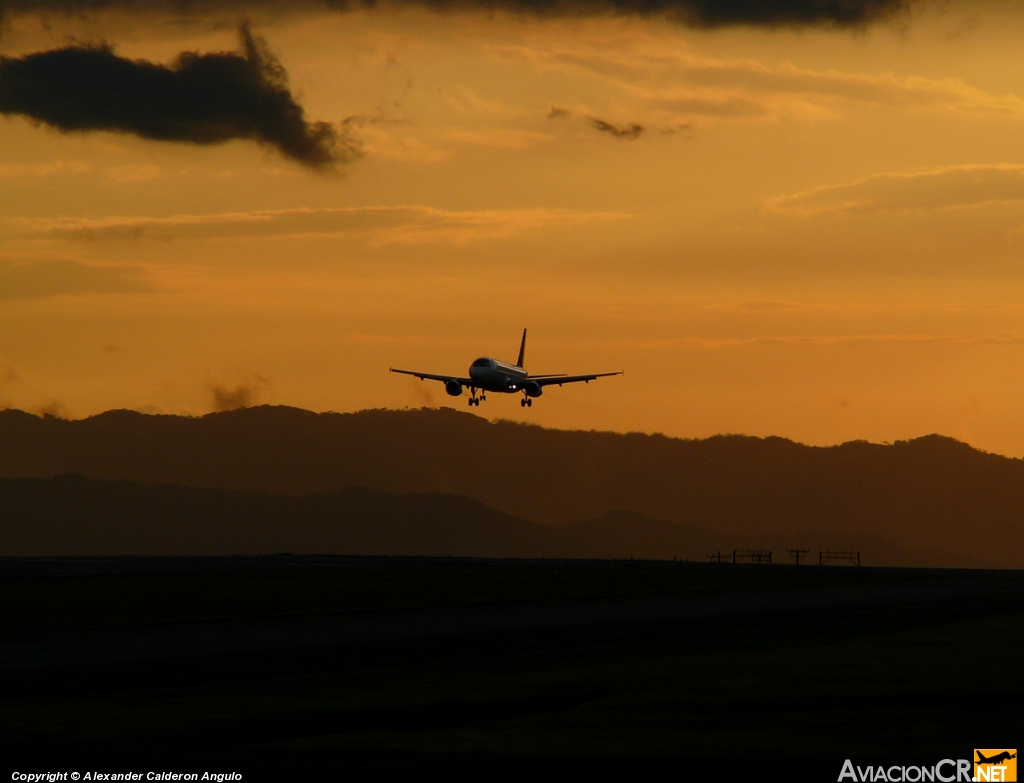 N493TA - Airbus A320-233 - TACA