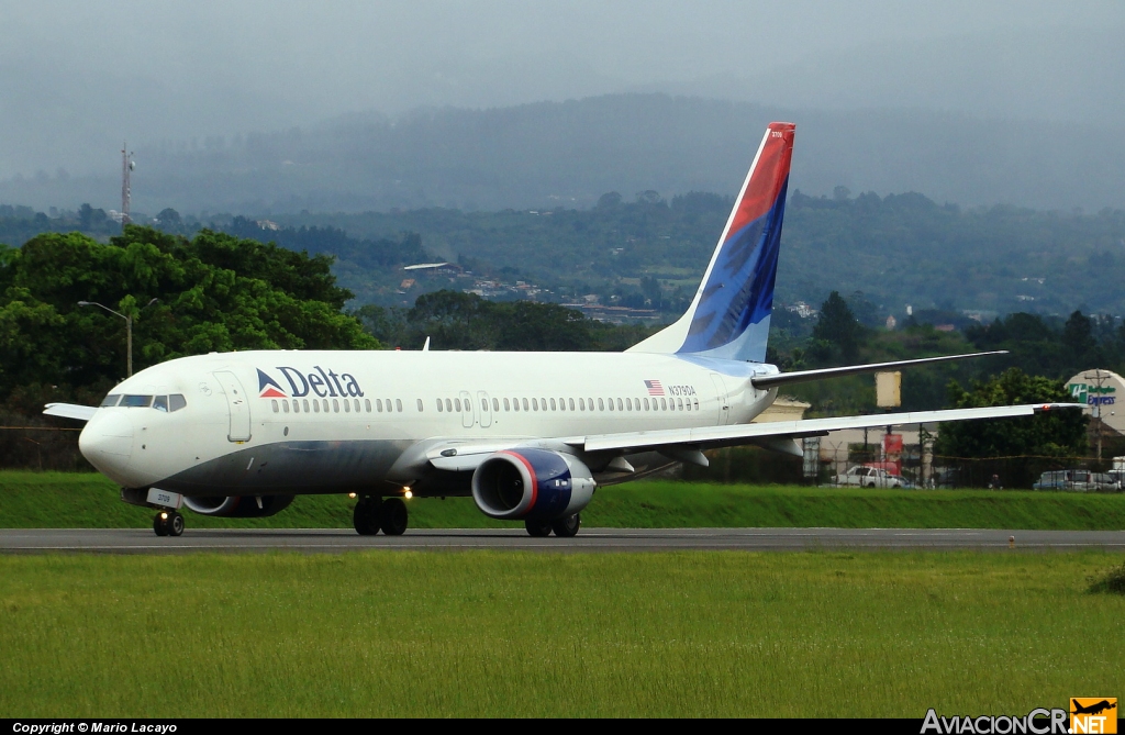 N379DA - Boeing 737-832 - Delta Airlines