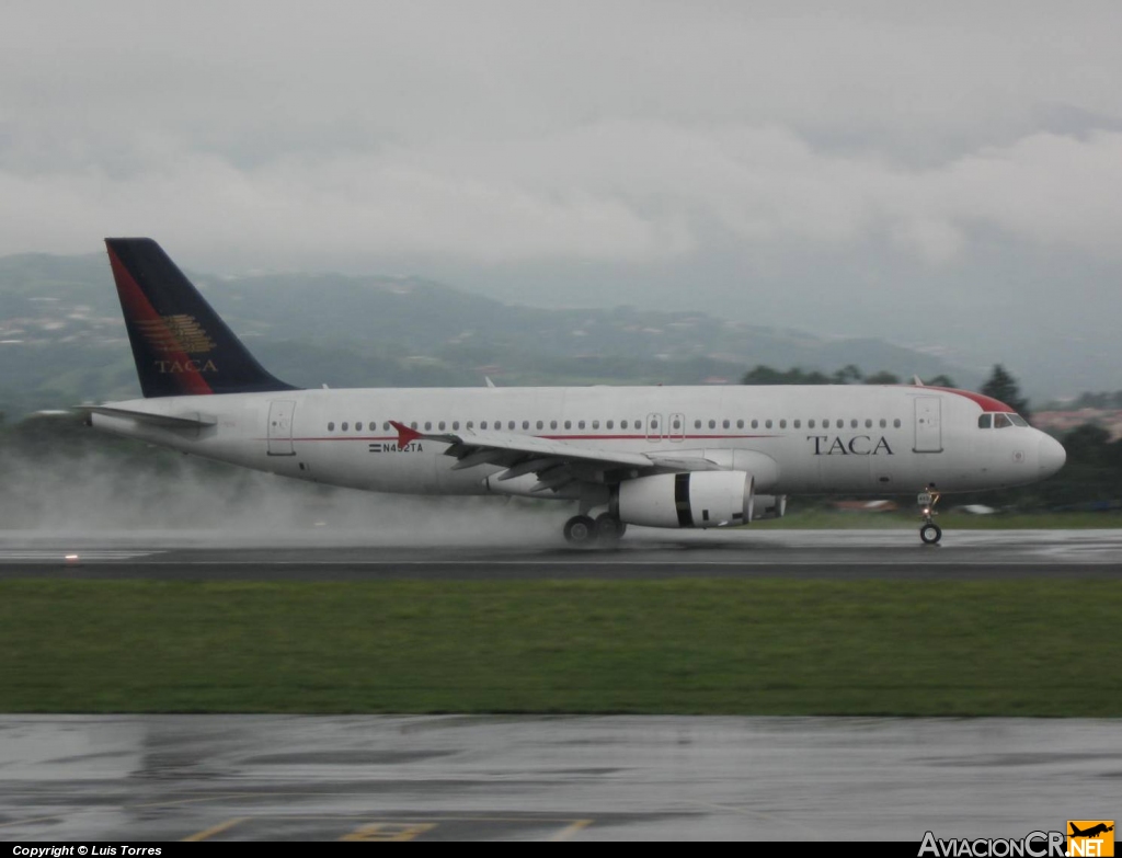 N452TA - Airbus A320-233 - TACA