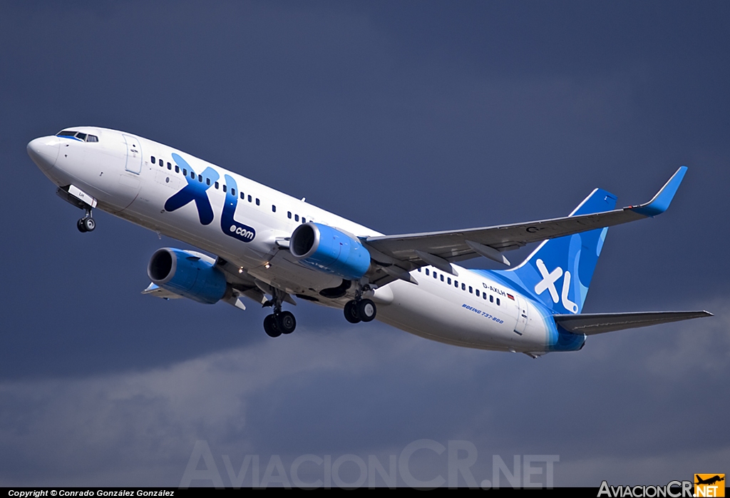 D-AXLH - Boeing 737-8Q8 - XL - Airways Germany
