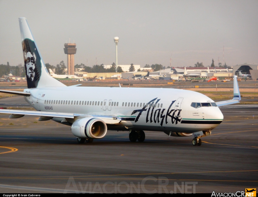 N590AS - Boeing 737-890 - Alaska Airlines