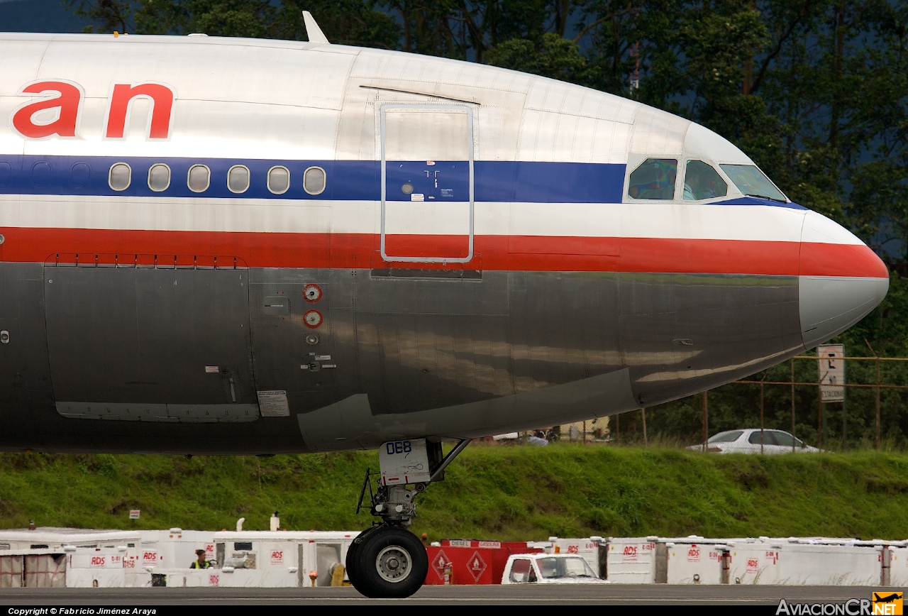 N14068 - Airbus A300B4-605R - American Airlines