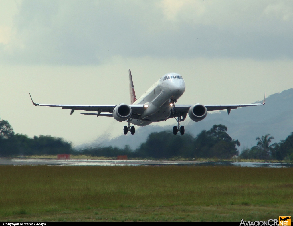 TI-BCG - Embraer 190-100IGW - TACA International Airlines