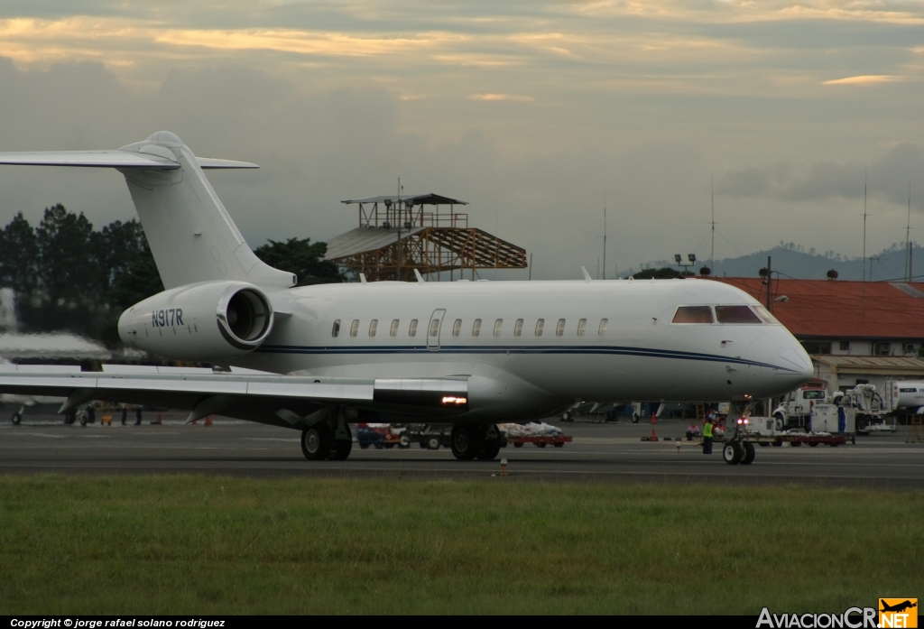 N917R - Bombardier BD-700-1A10 Global Express - Privado