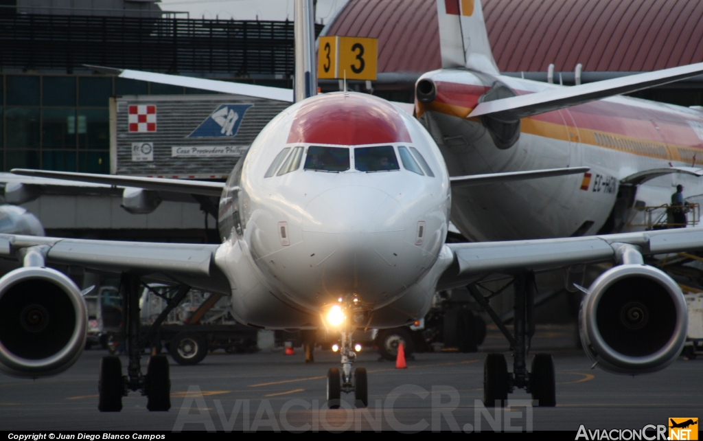 N493TA - Airbus A320-233 - TACA