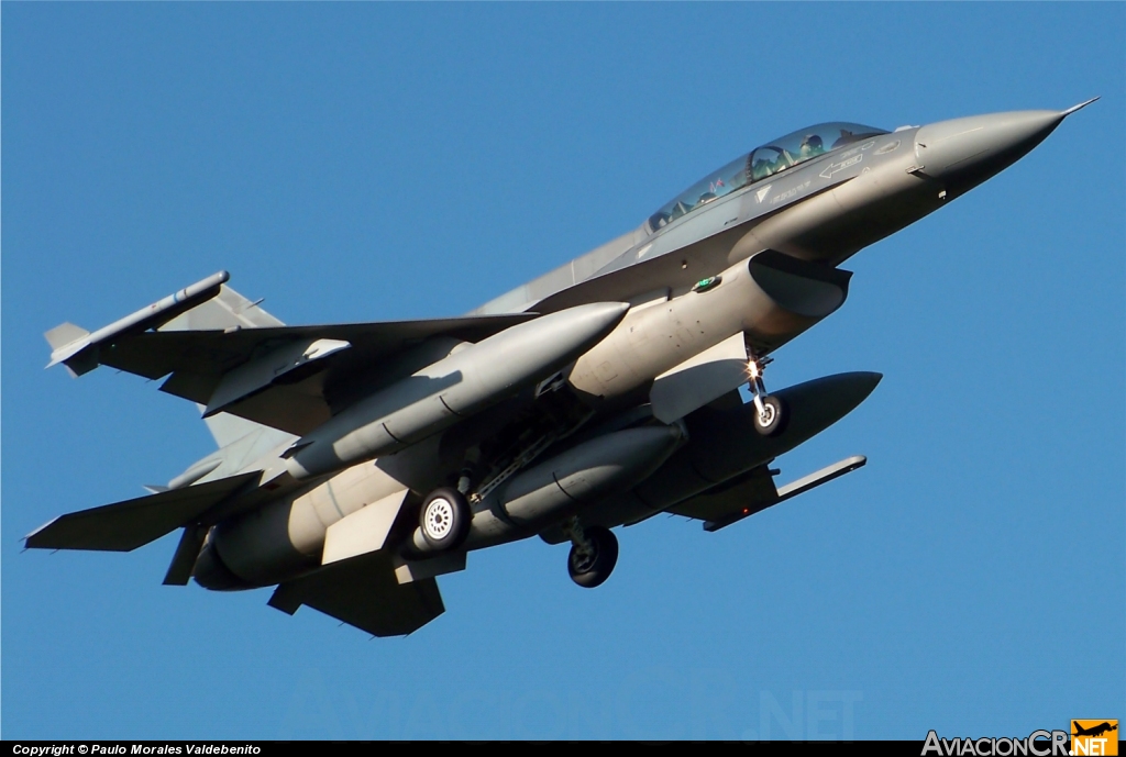 857 - Lockheed Martin F-16D Fighting Falcon - Fuerza Aerea de Chile