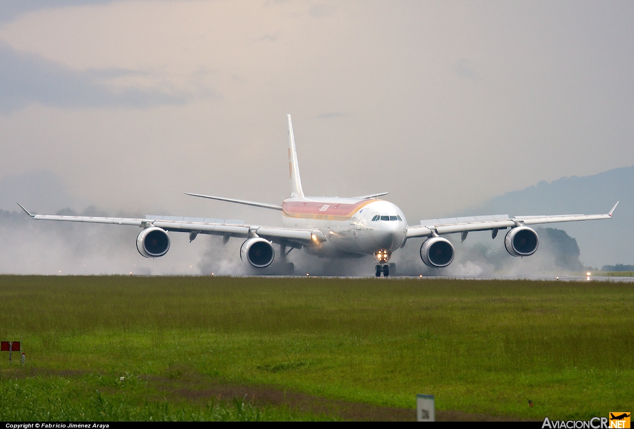 EC-JPU - Airbus A340-642 - Iberia