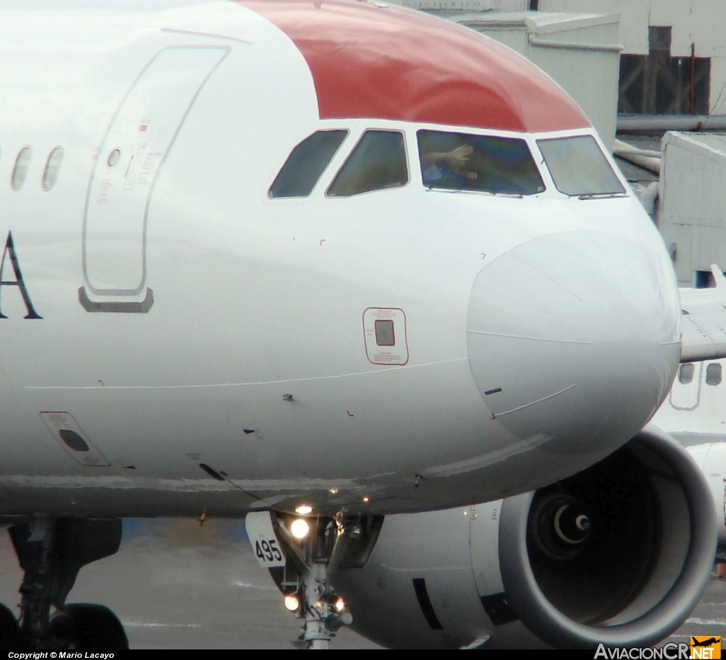 N495TA - Airbus A320-233 - TACA