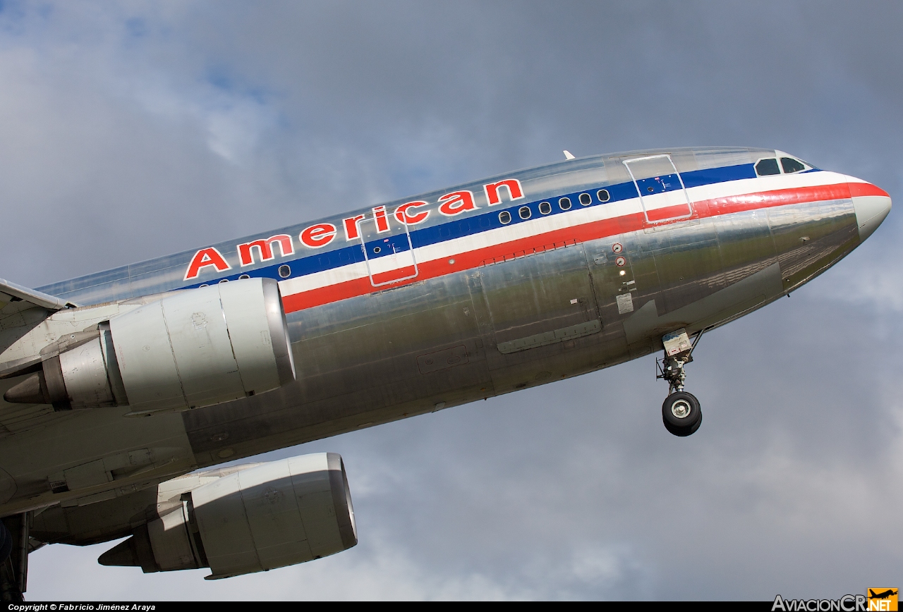 N18066 - Airbus A300B4-605R - American Airlines