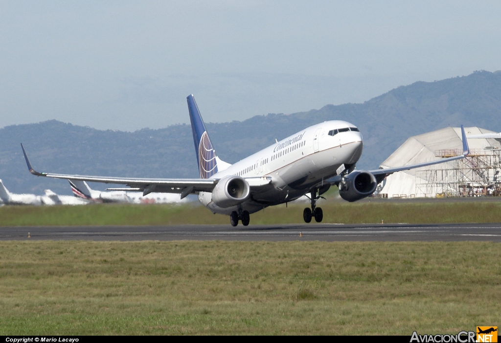 N87512 - Boeing 737-824 - Continental Airlines