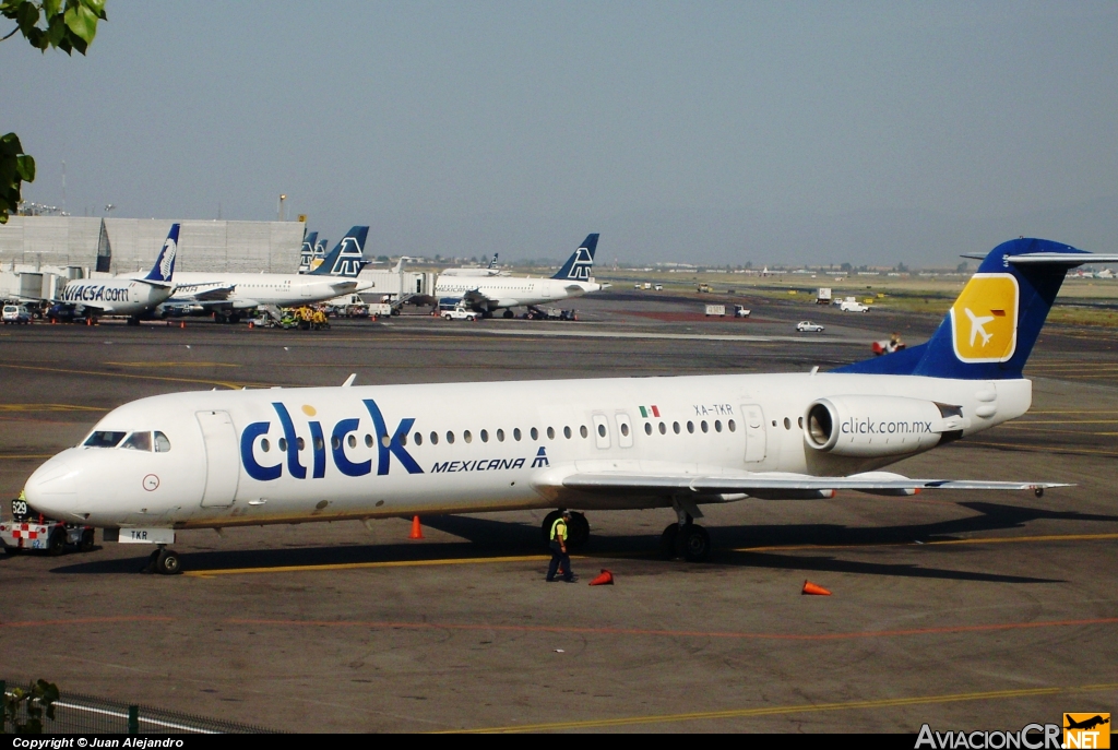 XA-TKR - Fokker 100 - Click mexicana