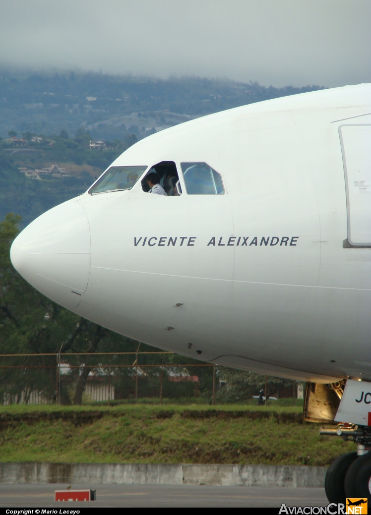 EC-JCZ - Airbus A340-642 - Iberia