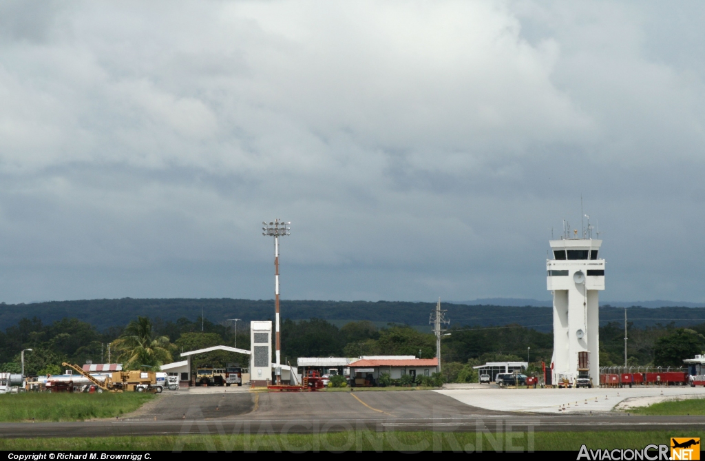  -  - Aeropuerto