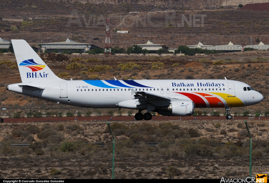 LZ-BHD - Airbus A320-211 - Balkan Holidays