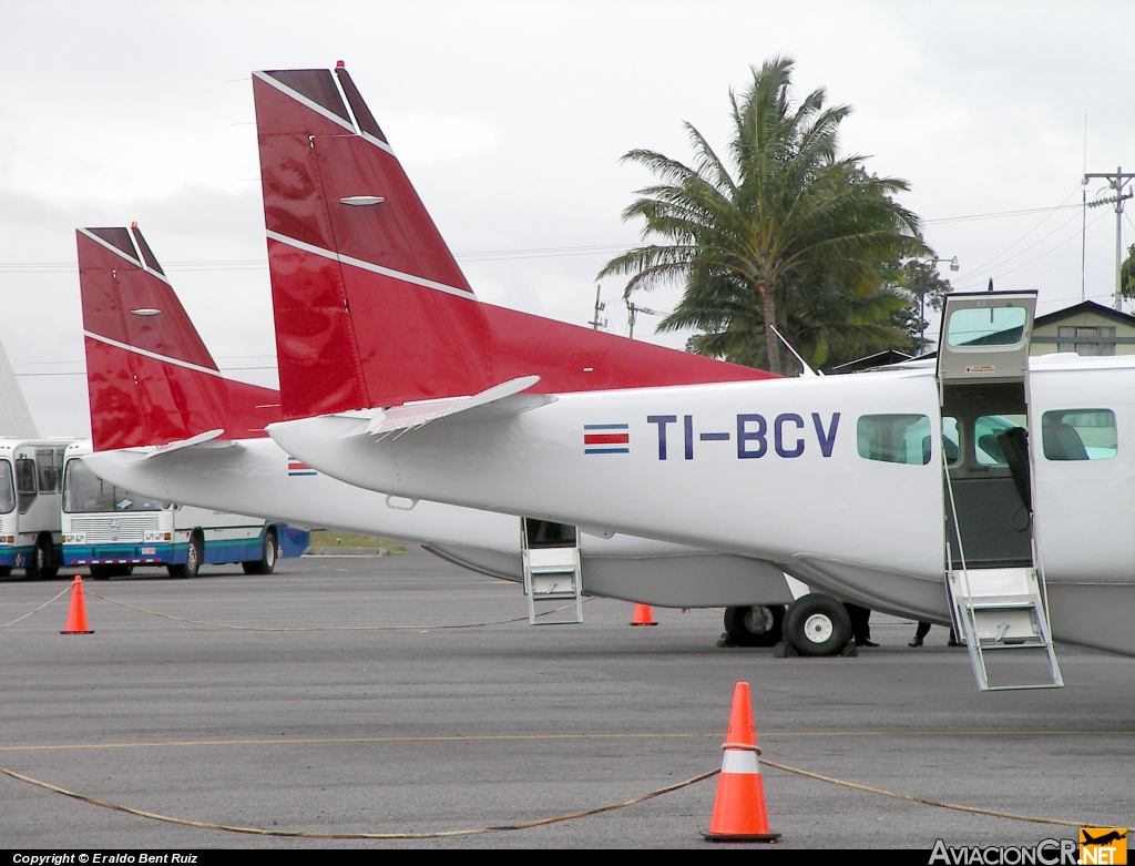 TI-BCV - Cessna 208B Grand Caravan - SANSA - Servicios Aereos Nacionales S.A.