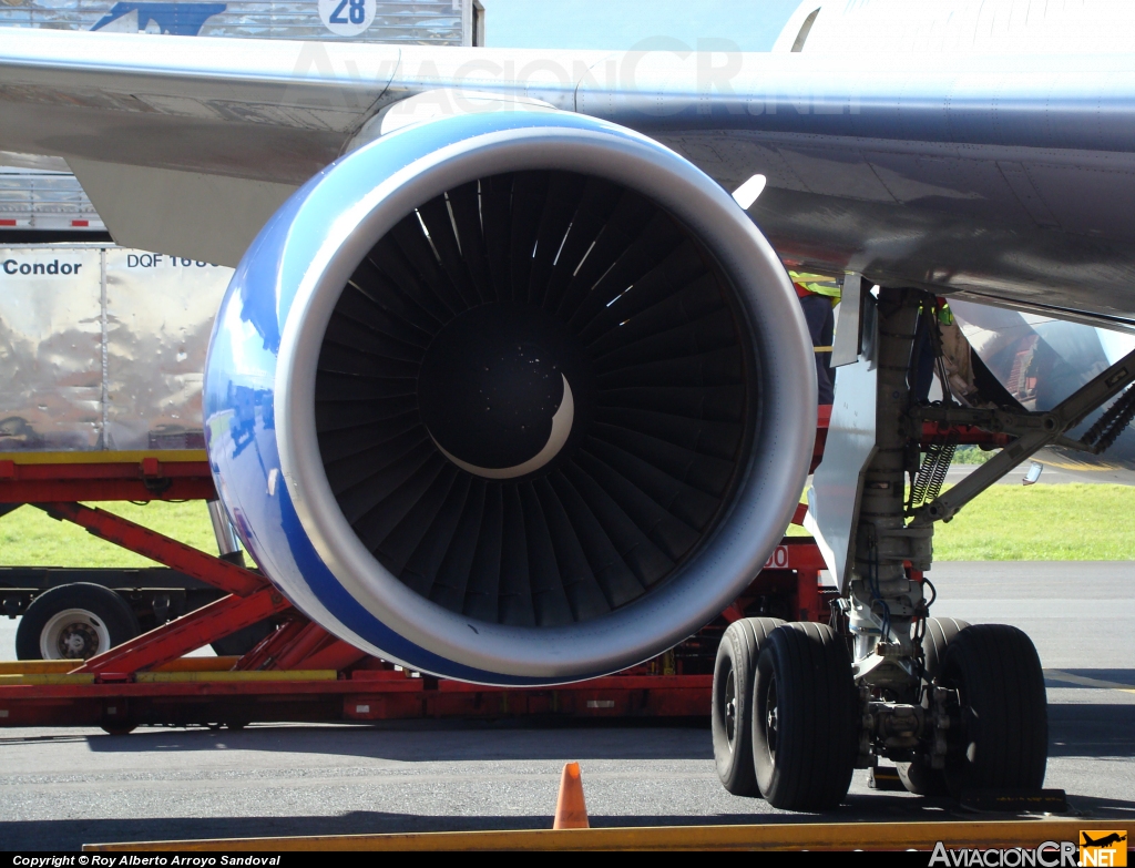 D-ABUC - Boeing 767-330(ER) - Thomas Cook