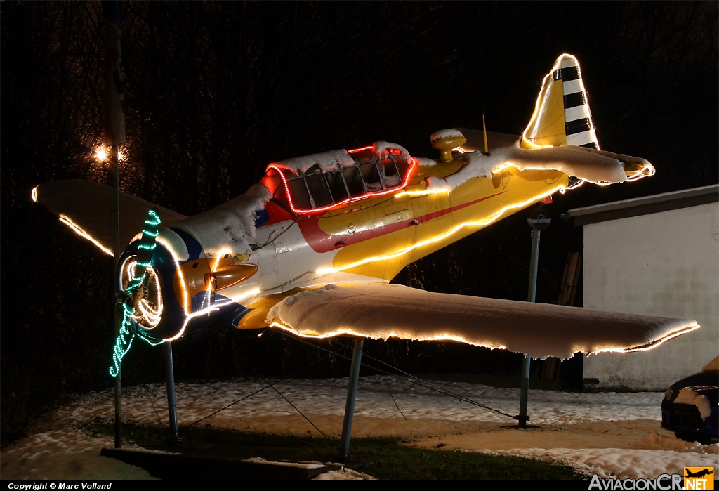  - North American T-6D Texan - Privado