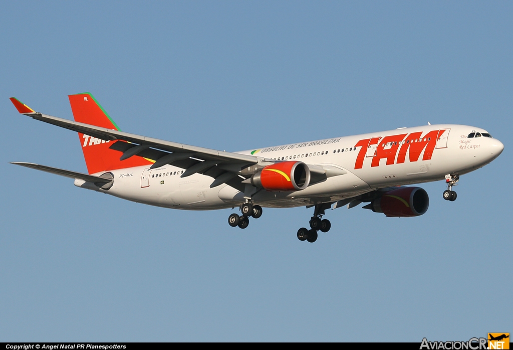 PT-MVL - Airbus A330-203 - TAM