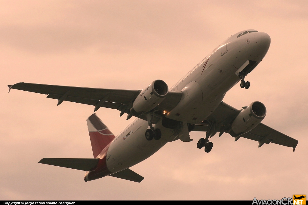 N680TA - Airbus A320-233 - TACA