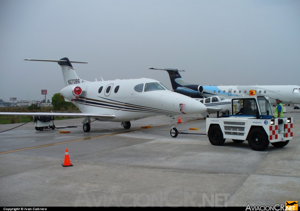 N37086 - Raytheon 390 Premier I - Privado