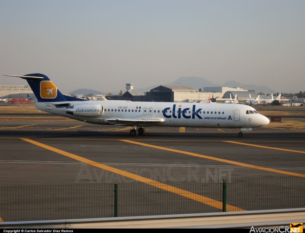 XA-SGF - Fokker 100 - Click de Mexicana