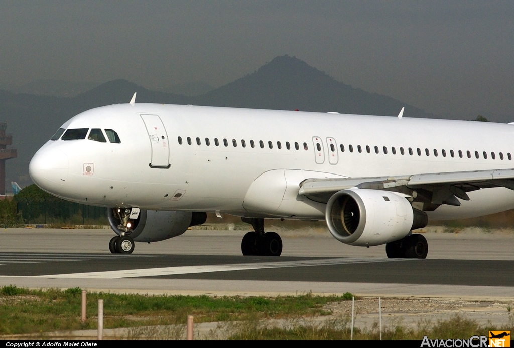 EC-GRF - Airbus A320-211 - Click Air