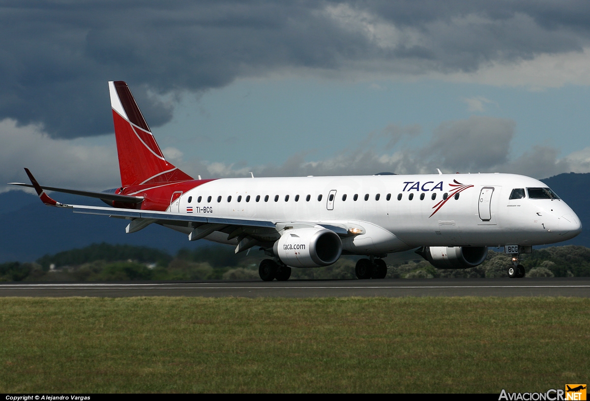 TI-BCG - Embraer 190-100IGW - TACA International Airlines