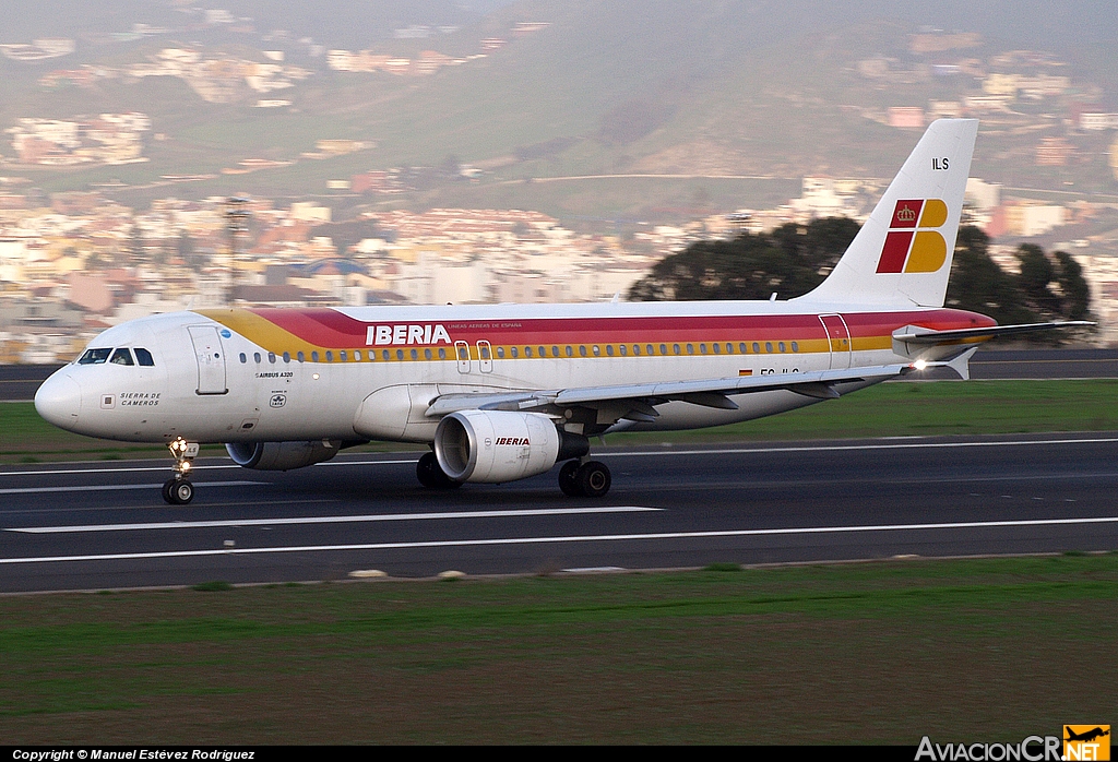 EC-ILS - Airbus A320-214 - Iberia