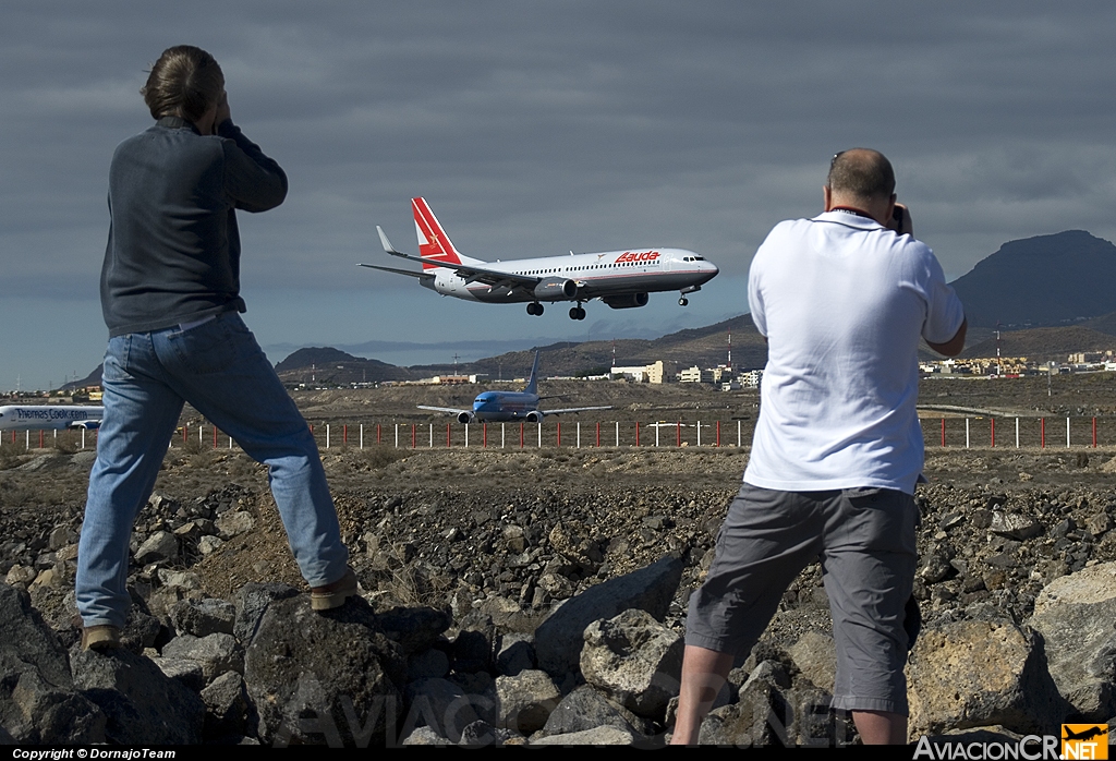 OE-LNT - Boeing 737-8Z9 - Lauda air