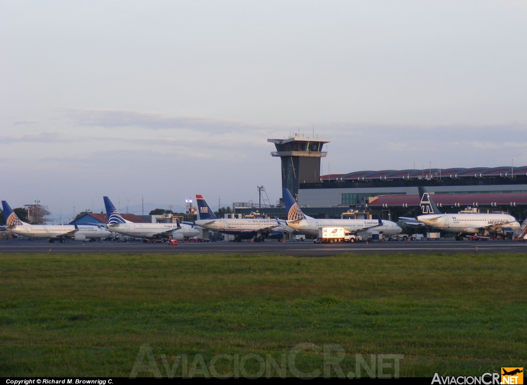  -  - Aeropuerto