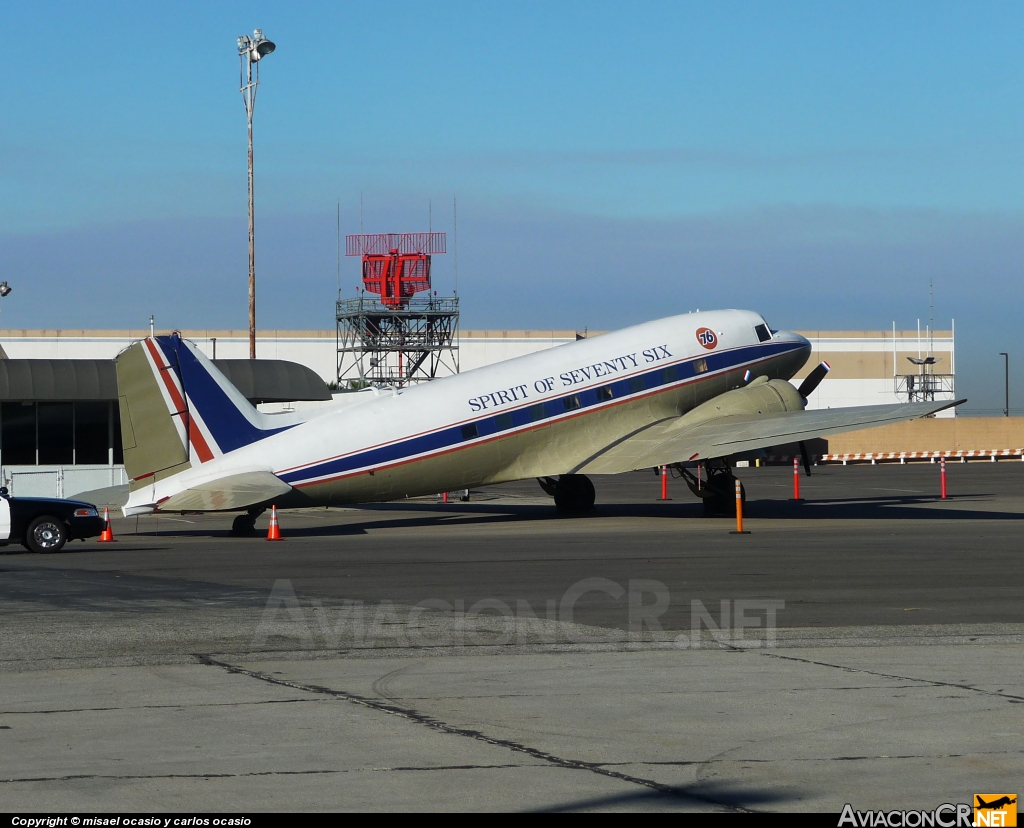 DESCONOSID - Douglas DC-3 - Privado