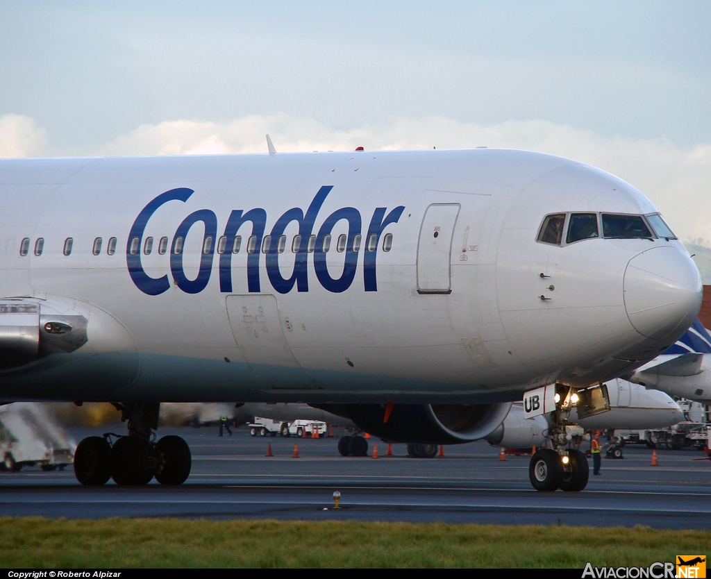 D-ABUB - Boeing 767-330(ER) - Condor
