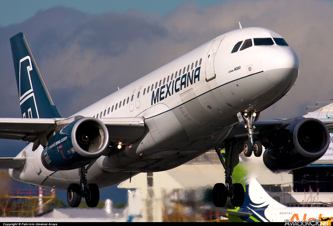 F-OHME - Airbus A320-231 - Mexicana