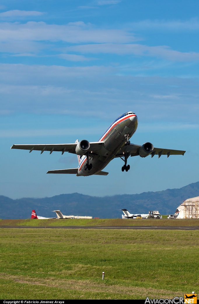 N91050 - Airbus A300B4-605R - American Airlines