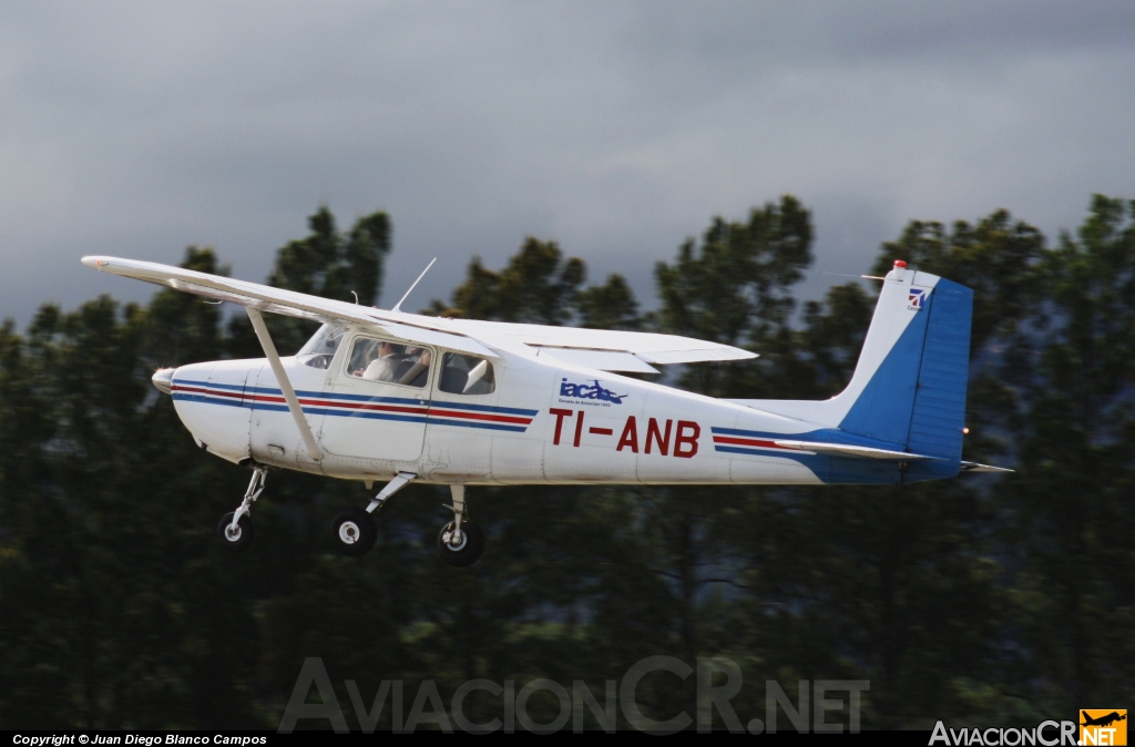 TI-ANB - Cessna 172B Skyhawk - Privado