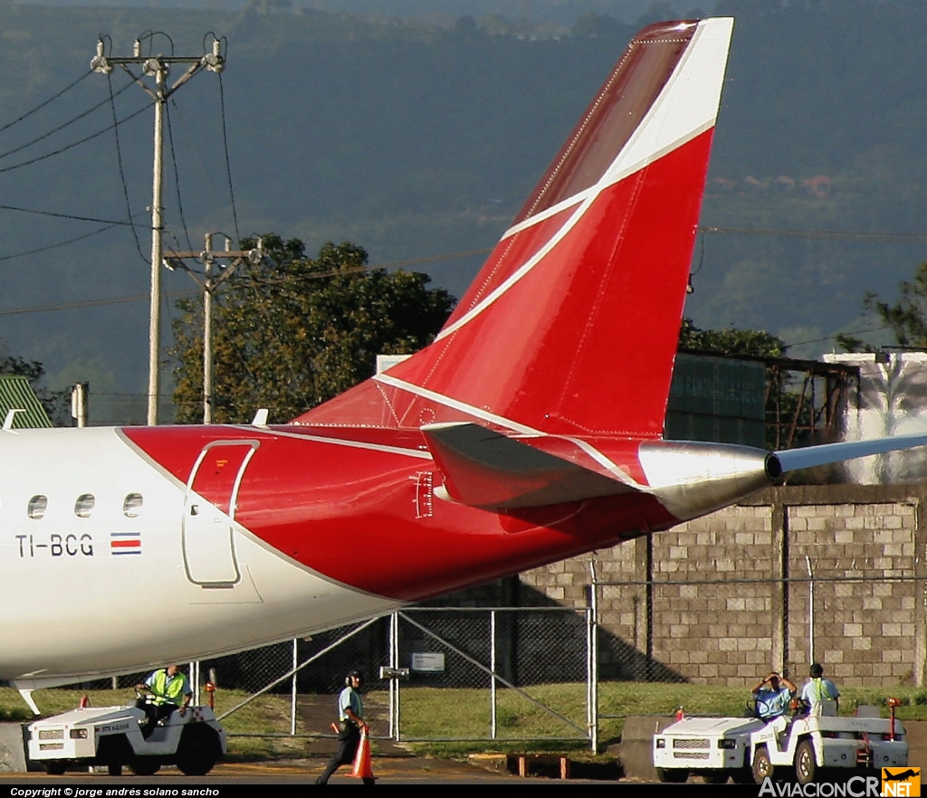 TI-BCG - Embraer 190-100IGW - TACA International Airlines