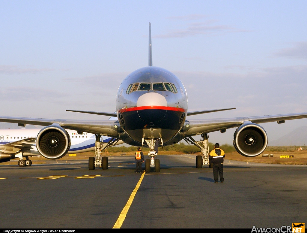 XA-APB - Boeing 767-3Q8(ER) - Aeromexico