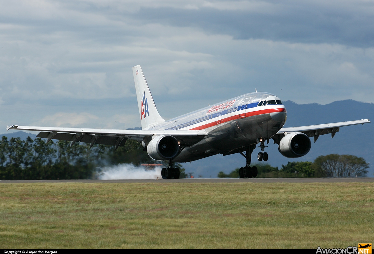 N70054 - Airbus A300B4-605R - American Airlines