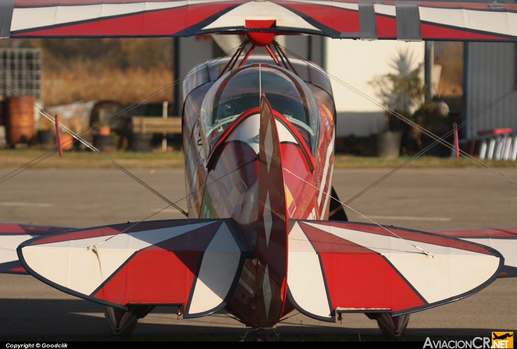 EC-FRB - Aviat S-2B Pitts Special - Privado