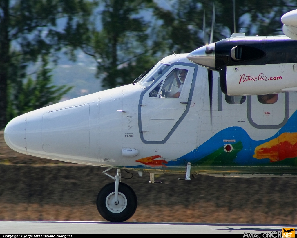 TI-AYQ - De Havilland Canada DHC-6-300 Twin Otter - Nature Air