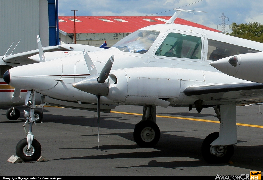 TI-AUL - Cessna 310 - Privado