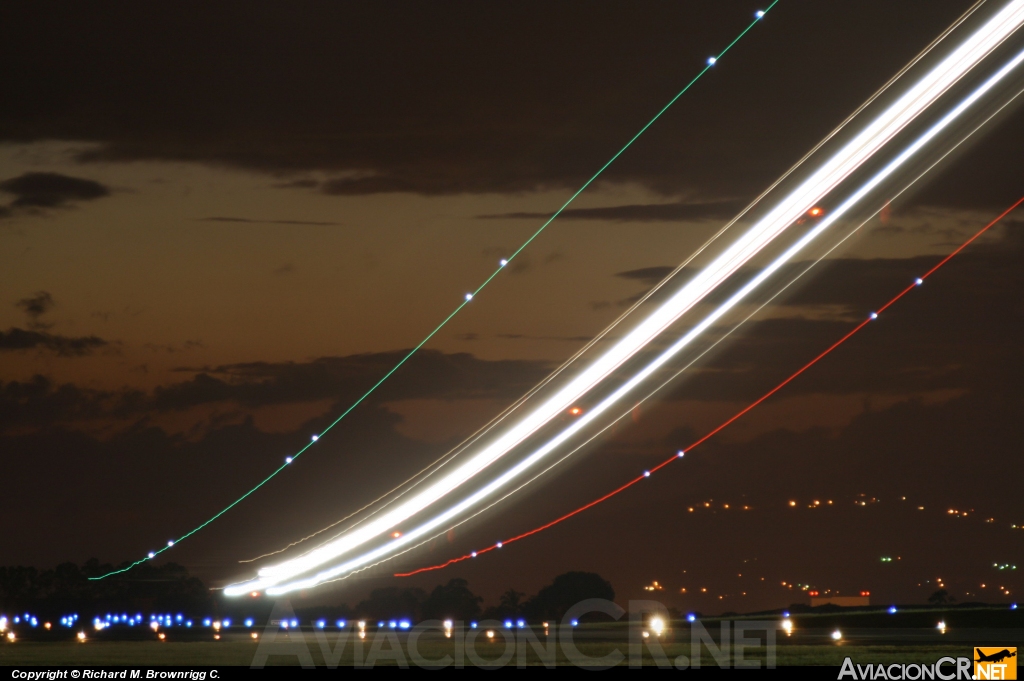 N452TA - Airbus A320-233 - TACA